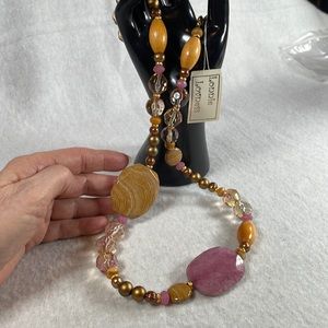 NECKLACE BY LONNIE LOVNESS